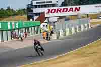 Vintage-motorcycle-club;eventdigitalimages;mallory-park;mallory-park-trackday-photographs;no-limits-trackdays;peter-wileman-photography;trackday-digital-images;trackday-photos;vmcc-festival-1000-bikes-photographs